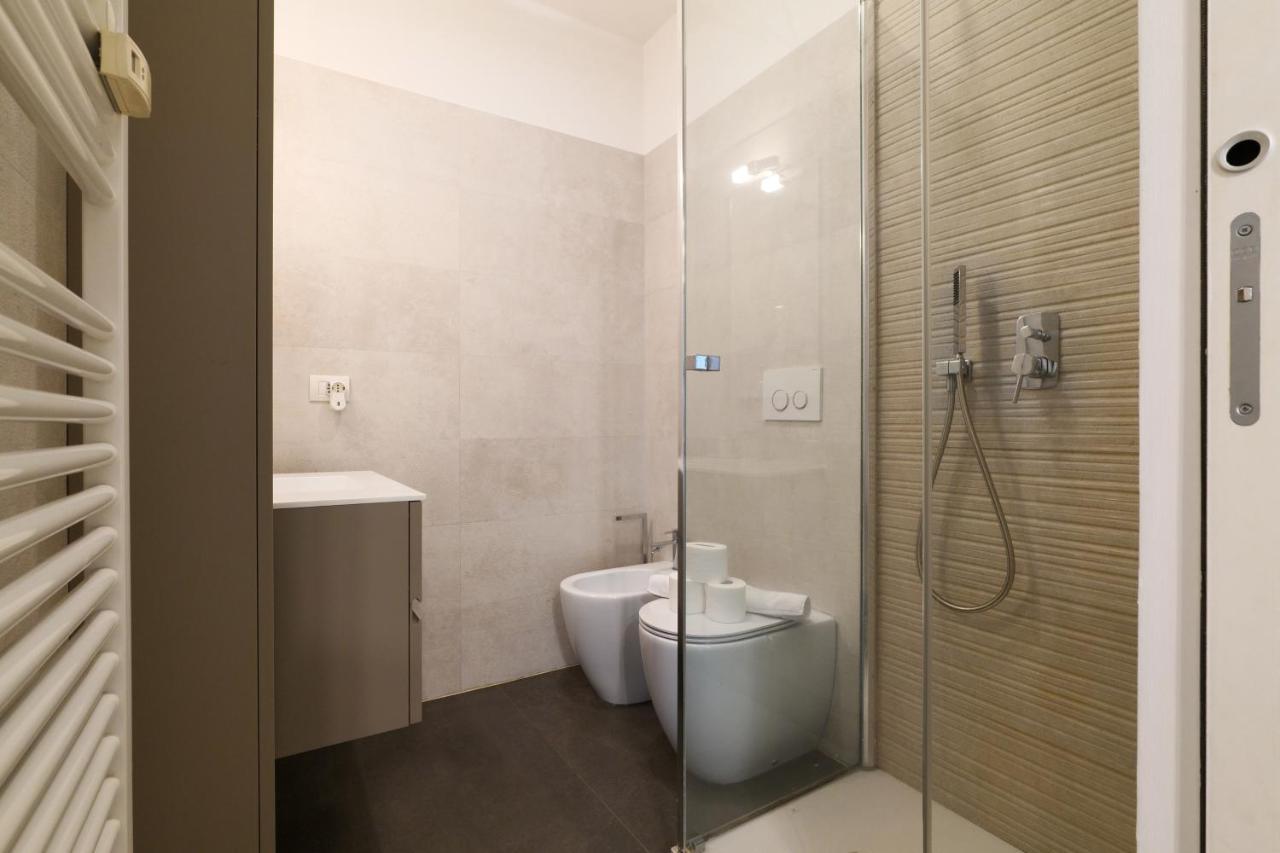 Apartamento Primopiano - Savona Milán Exterior foto